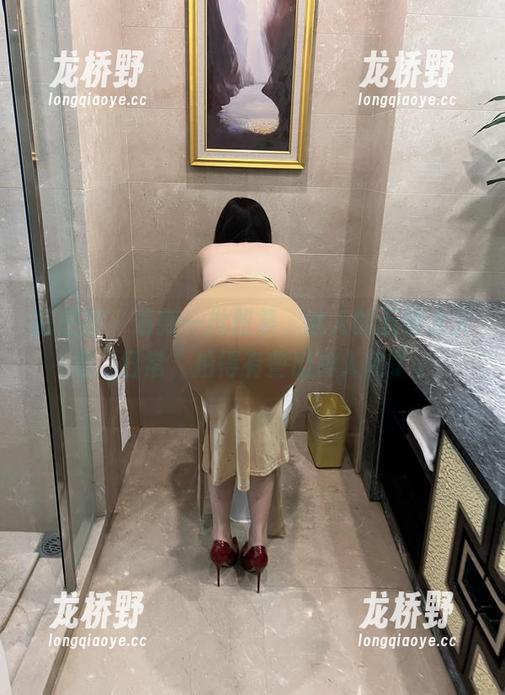迷人的五姨太 微密圈 - 最新一批图集,迷人的五姨太又把“日常”拍得有些出神入化了。