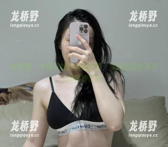 铁锤姐姐 微密圈 - 中间没啥的高清图册:铁锤姐姐白衬衫的微妙日常