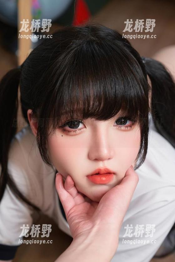 总想着阿薰kaOri的白色美图，能不能让我也变得轻盈？