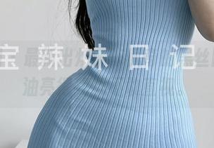 微密圈 - 最新出炉：陈佩奇的黑丝图册，油亮得我都不敢直视。