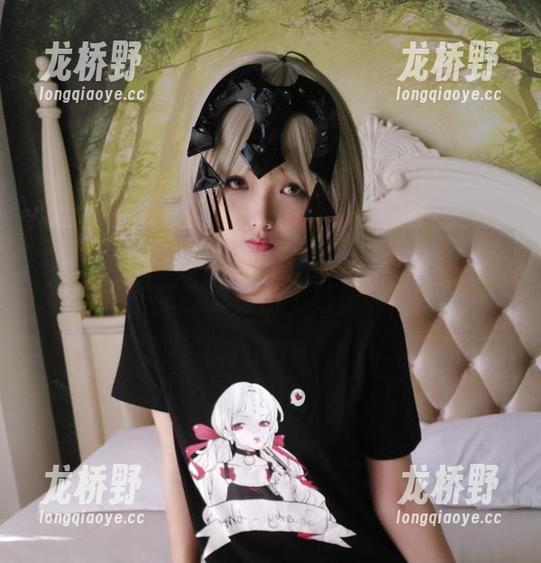 雯妹不讲道理在线：穿着纯白，资源也是一第二支“白”版情调。