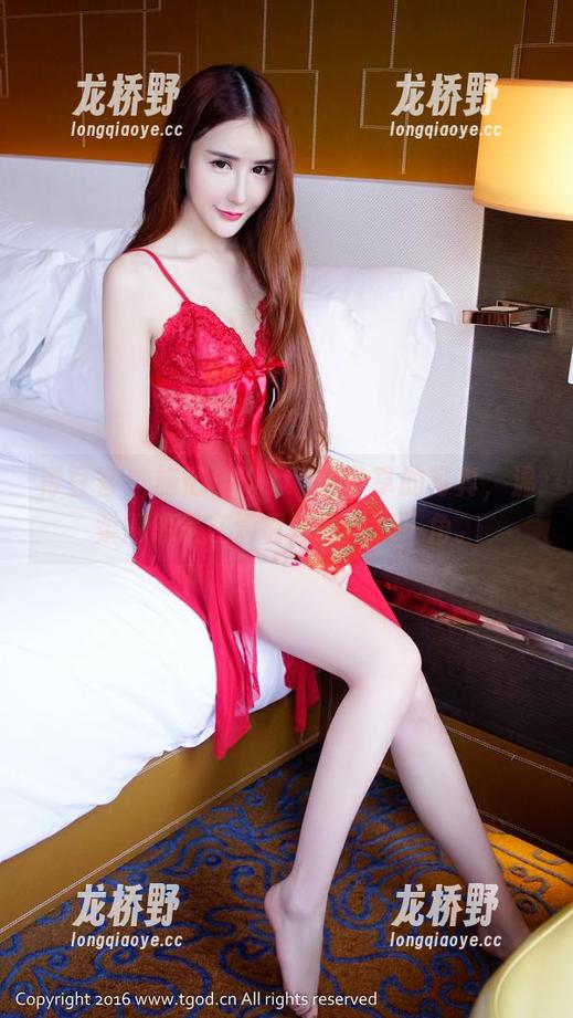 青豆客 - 施忆佳Kitty酱分享的写真，温柔得像是在偷看她的内心一角。