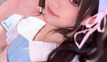 说好的聪明可爱,魔物喵nigisa的乳牛写真集也是让人大开眼界!